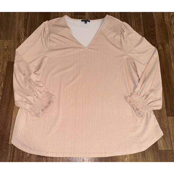 Adrianna Papell Tops - Adrianna Papell Blush Pink Floral Smocked V-Neck Blouse Plus Size 2X AD1S302547W